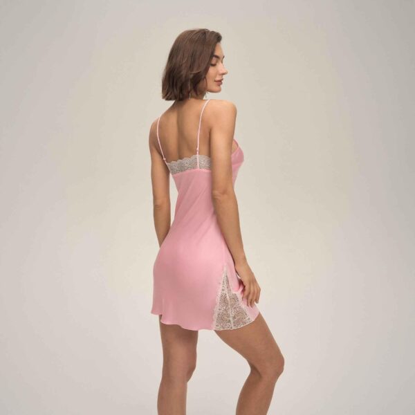 1d47b7d7 bc5d17db 89f6 4af6 a813 3152e19ec1a6.jpg Lace Slim-Fit Satin Camisole Nightdress