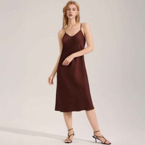 3474b85e 84cbd6cf 878b 4586 bf9f 96912c93e032.jpg Satin Chiffon Solid Camisole Nightgown