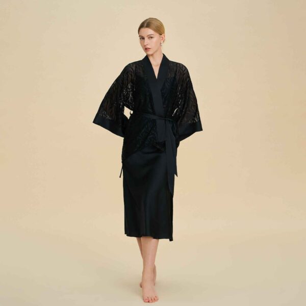 d4b81441 679741e3 00f8 4bf8 87e5 273828ed959c.jpg French Mesh Short Robe