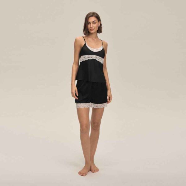 f3895ef4 1483ba9d 0cdd 4f23 a7f6 5f9049314d71.jpg Camisole & Shorts Two-Piece Pajama Set