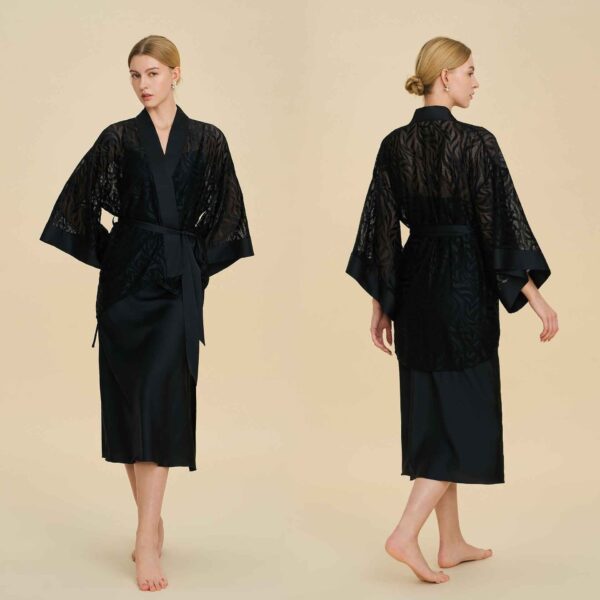f5618107 64c157df 5ee8 4680 9355 628000932419 1.jpg French Mesh Short Robe